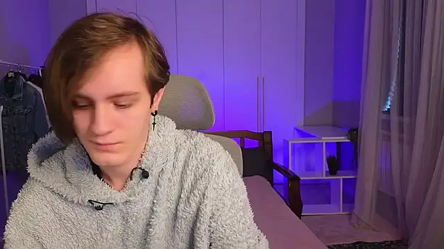 nikompell online show from 28, 2, 2025