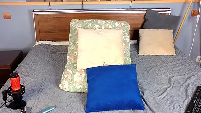 nikompell online show from 13, 3, 2026