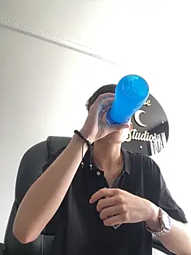 nico 18x online show from 16, 11, 2025