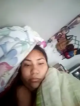 Snapshot of magaby1515 chatting on 5, 1, 2025 magaby1515 online show from 5, 1, 2025