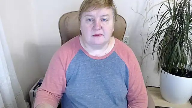 Snapshot of Limonka-Fire chatting on 4, 12, 2024 Limonka-Fire online show from 4, 12, 2024