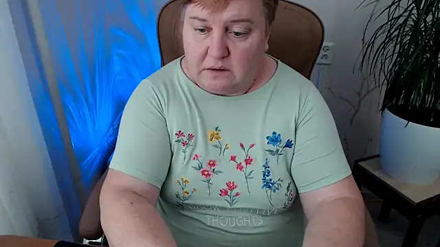 Snapshot of Limonka-Fire chatting on 2, 1, 2025 Limonka-Fire online show from 2, 1, 2025