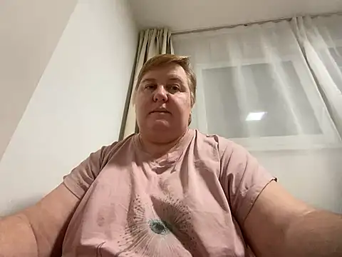 Snapshot of Limonka-Fire chatting on 6, 2, 2025 Limonka-Fire online show from 6, 2, 2025