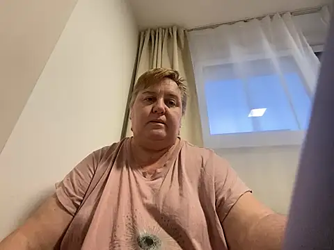 Snapshot of Limonka-Fire chatting on 8, 2, 2025 Limonka-Fire online show from 8, 2, 2025