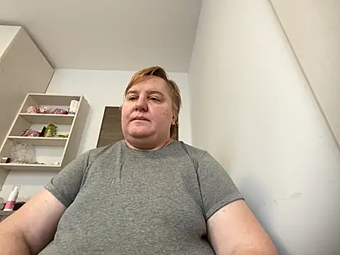 Snapshot of Limonka-Fire chatting on 10, 2, 2025 Limonka-Fire online show from 10, 2, 2025