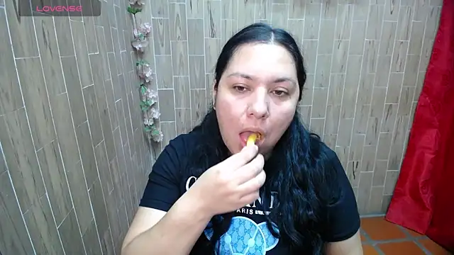 Snapshot of solyeria chatting on 1, 2, 2026 solyeria online show from 1, 2, 2026