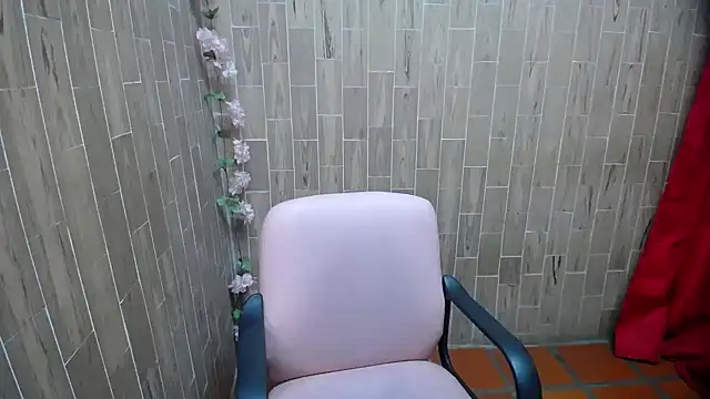 Snapshot of solyeria chatting on 5, 4, 2026 solyeria online show from 5, 4, 2026