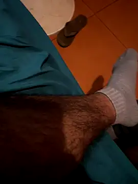 Snapshot of Lui19892 chatting on 11, 11, 2025 Lui19892 online show from 11, 11, 2025