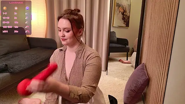 Lella Ryann  online show from 12, 2, 2026