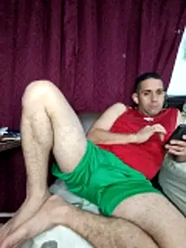 Snapshot of CRISTHIAN_GREY01 chatting on 27, 3, 2026 CRISTHIAN GREY01 online show from 27, 3, 2026