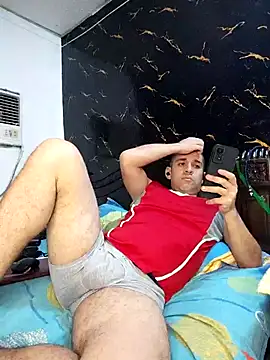 Snapshot of CRISTHIAN_GREY01 chatting on 25, 4, 2026 CRISTHIAN GREY01 online show from 25, 4, 2026