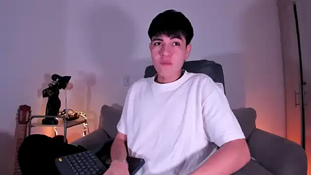 JaycoThomas online show from 6, 2, 2025