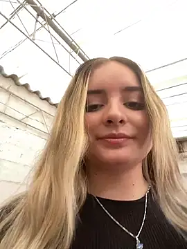 imlindapink online show from 15, 4, 2026