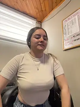 imlindapink online show from 1, 6, 2026