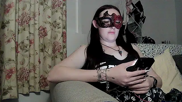 Snapshot of LexiSnowUK chatting on 23, 3, 2026 LexiSnowUK online show from 23, 3, 2026