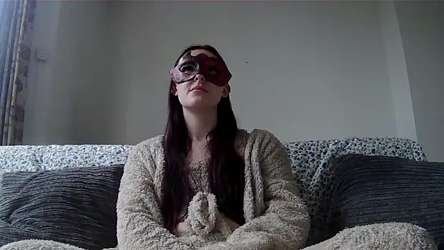 Snapshot of LexiSnowUK chatting on 27, 3, 2026 LexiSnowUK online show from 27, 3, 2026