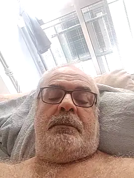 Satiro Sevilla online show from 14, 9, 2025