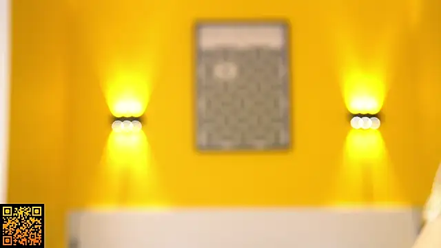 norakisses online show from 18, 9, 2025