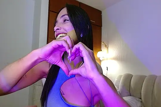 AnnitaSerna  online show from 11, 3, 2026