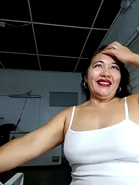 anniecoopeer online show from 6, 3, 2025