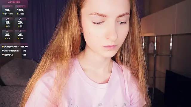 EsmaCarll online show from 11, 1, 2025