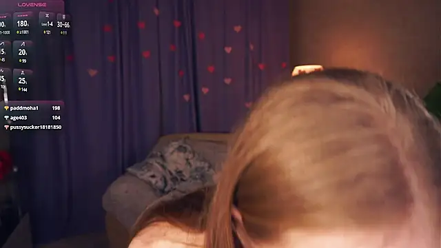 EsmaCarll online show from 21, 2, 2025