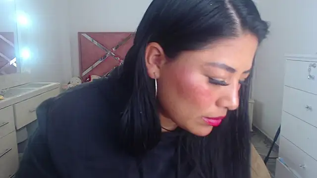 moan sex2 online show from 12, 10, 2025