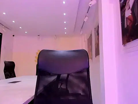 NairobiLee online show from 6, 2, 2025