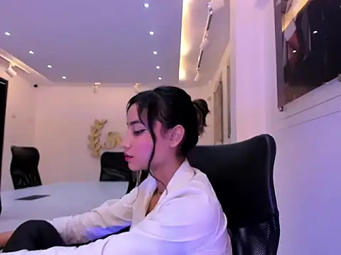 NairobiLee online show from 8, 2, 2025