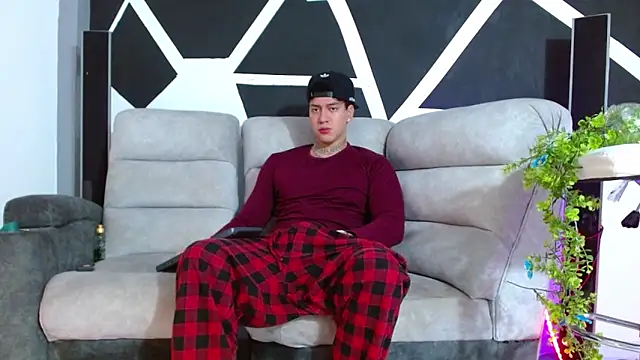 JUSTIN FULLER1 online show from 17, 11, 2025