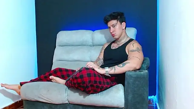 JUSTIN FULLER1 online show from 8, 1, 2026