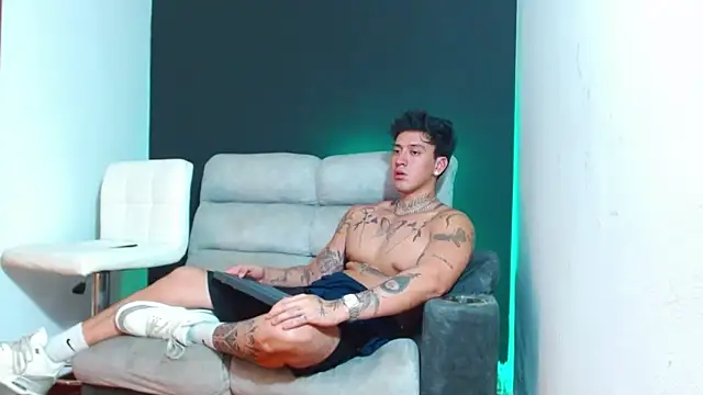 Snapshot of JUSTIN_FULLER1 chatting on 12, 3, 2026 JUSTIN FULLER1 online show from 12, 3, 2026