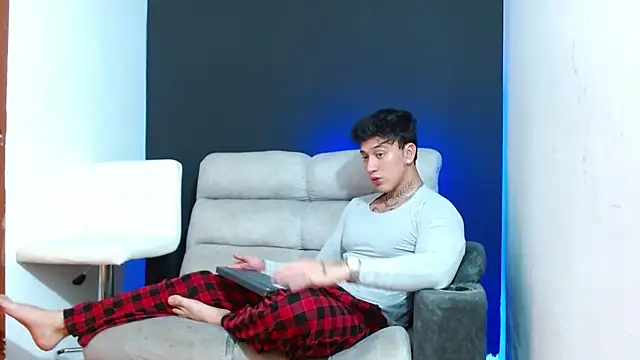 Snapshot of JUSTIN_FULLER1 chatting on 9, 4, 2026 JUSTIN FULLER1 online show from 9, 4, 2026