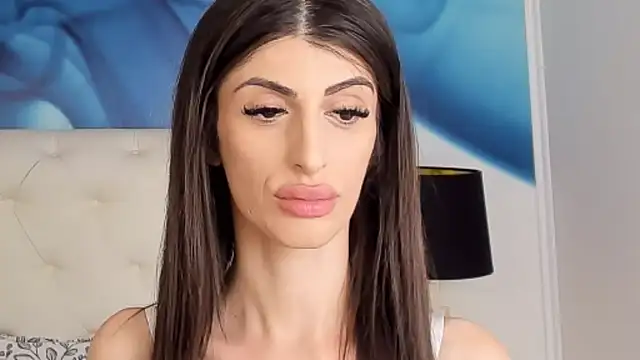 Snapshot of SkinnyDolly chatting on 17, 2, 2025 SkinnyDolly online show from 17, 2, 2025