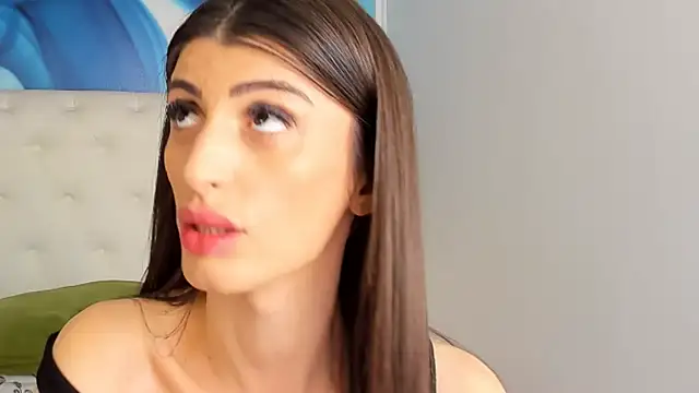 Snapshot of SkinnyDolly chatting on 23, 2, 2025 SkinnyDolly online show from 23, 2, 2025