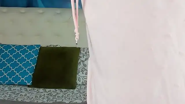 Snapshot of SkinnyDolly chatting on 12, 3, 2025 SkinnyDolly online show from 12, 3, 2025