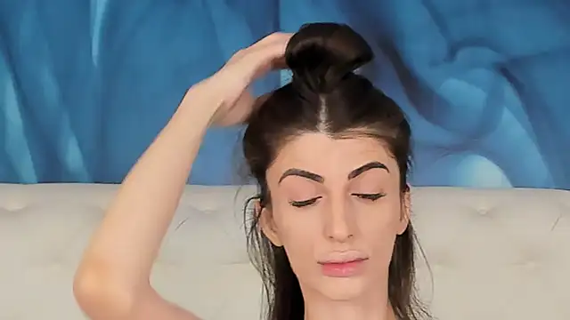 Snapshot of SkinnyDolly chatting on 4, 10, 2025 SkinnyDolly online show from 4, 10, 2025