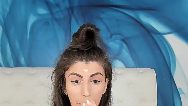 Snapshot of SkinnyDolly chatting on 10, 10, 2025 SkinnyDolly online show from 10, 10, 2025