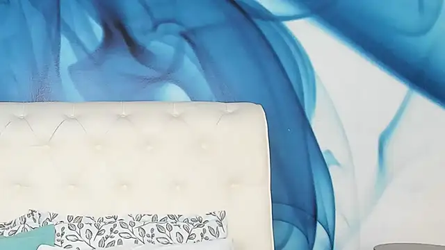 Snapshot of SkinnyDolly chatting on 17, 10, 2025 SkinnyDolly online show from 17, 10, 2025