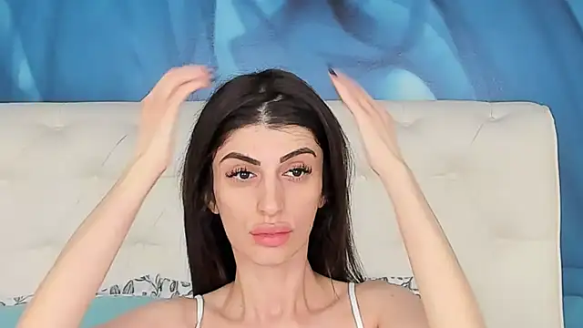 Snapshot of SkinnyDolly chatting on 2, 12, 2025 SkinnyDolly online show from 2, 12, 2025