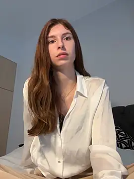 Snapshot of emma05 chatting on 20, 2, 2025 emma05 online show from 20, 2, 2025