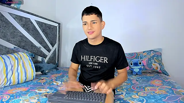 Snapshot of ander_deimond_ chatting on 14, 2, 2025 ander deimond online show from 14, 2, 2025