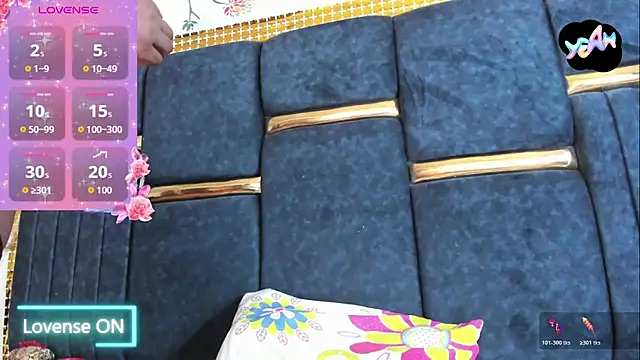 Snapshot of skaysanchez1 chatting on 25, 10, 2025 skaysanchez1 online show from 25, 10, 2025