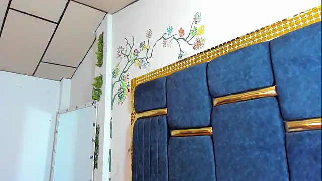 Snapshot of skaysanchez1 chatting on 17, 11, 2025 skaysanchez1 online show from 17, 11, 2025