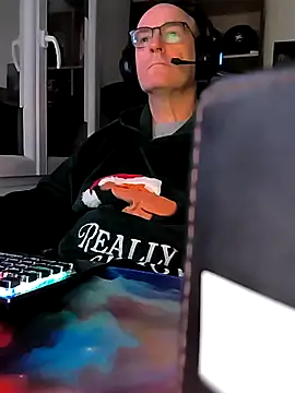 bogland33 online show from 3, 3, 2025