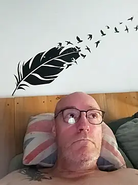 Snapshot of bogland33 chatting on 27, 6, 2026 bogland33 online show from 27, 6, 2026