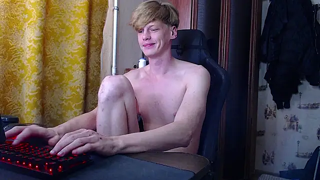 Snapshot of shy_redstar chatting on 30, 4, 2026 shy redstar online show from 30, 4, 2026