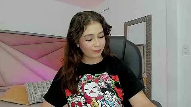 Snapshot of KarenPautt chatting on 22, 2, 2025 KarenPautt online show from 22, 2, 2025