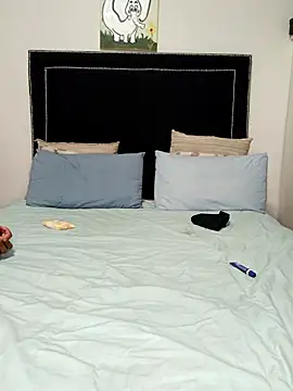 Snapshot of contagiousqueen chatting on 13, 2, 2026 contagiousqueen online show from 13, 2, 2026