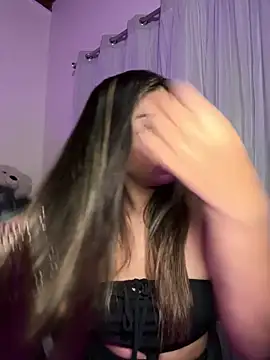 Snapshot of tuckersabrina chatting on 19, 2, 2025 tuckersabrina online show from 19, 2, 2025